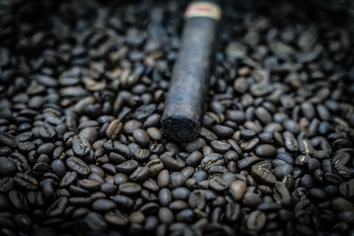 Nicaraguan coffee beans maduro roast