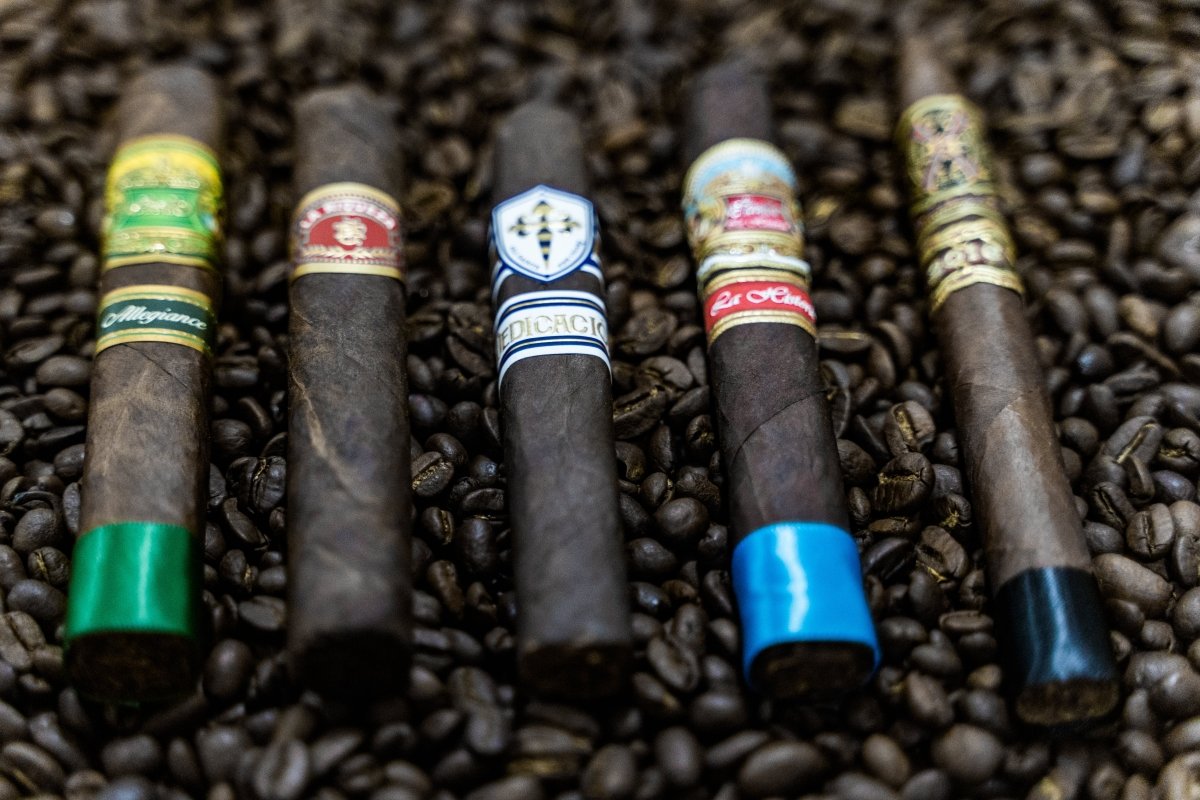 Nicaraguan coffee maduro roast beans with maduro cigars